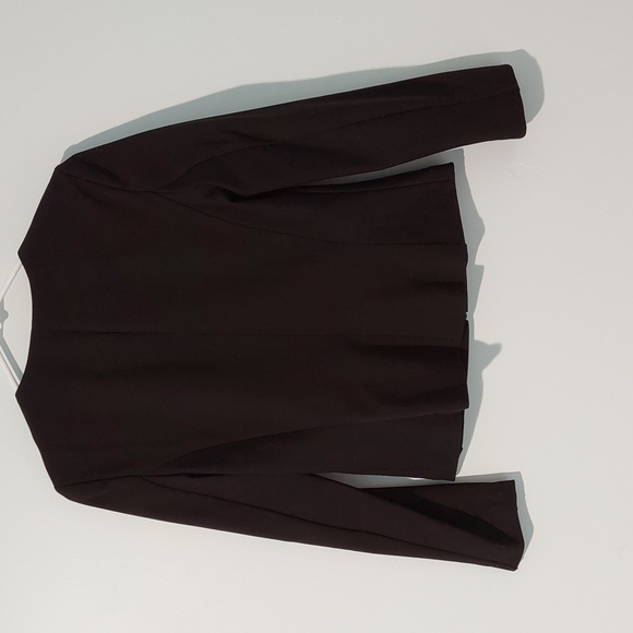 Calvin Klein Invisible Fit Solutions Jacket. Size 4. Black. - Picture 4 of 12